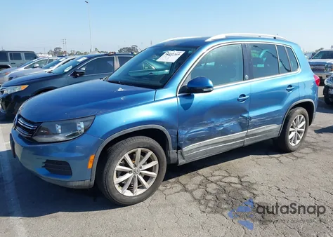 2017 Volkswagen Tiguan 2.0T Wolfsburg Edition из США, поврежденный, VIN WVGRV7AX0HK019060